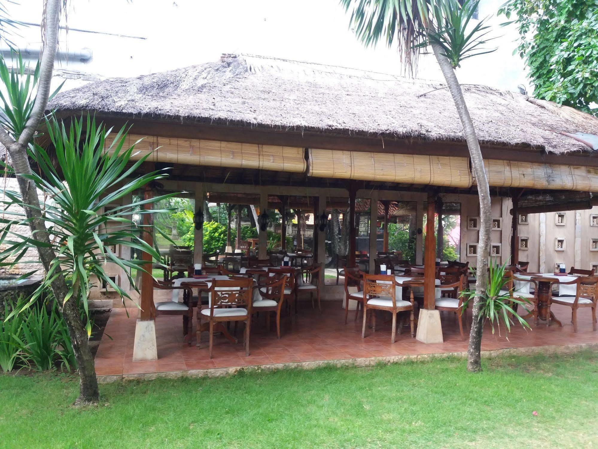 The Sari Beach Legian  Ngoại thất bức ảnh