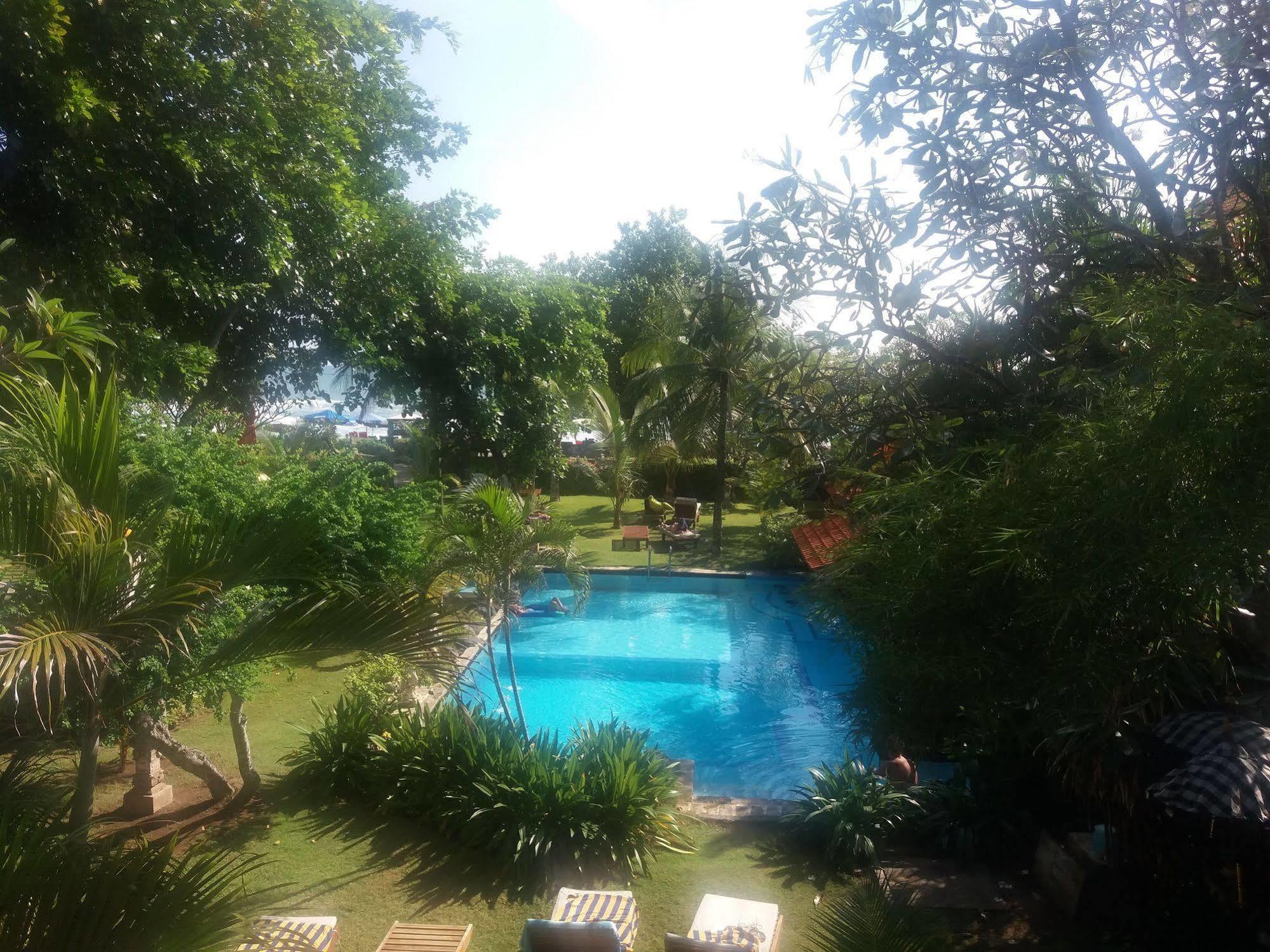 The Sari Beach Legian  Ngoại thất bức ảnh