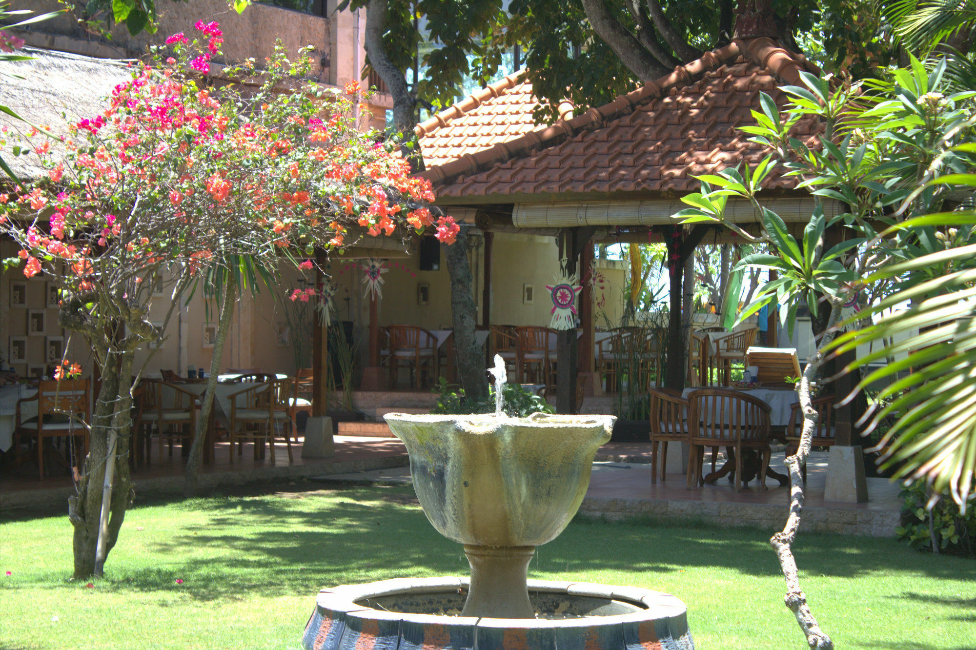 The Sari Beach Legian  Ngoại thất bức ảnh