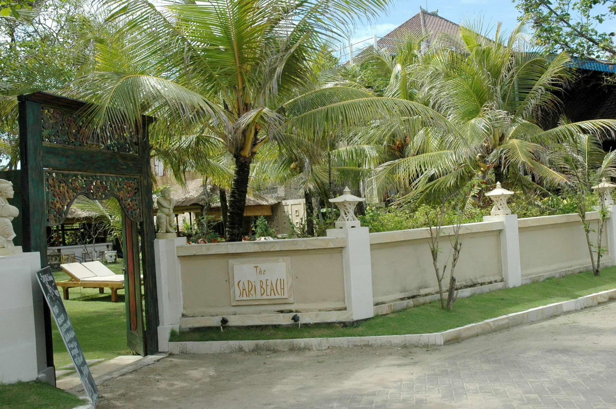 The Sari Beach Legian  Ngoại thất bức ảnh